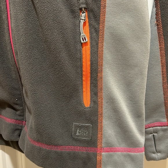 Girls REI fleece hooded jacket - Picture 4 of 6
